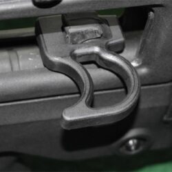 t97_charging_handle_lh_black_02_2
